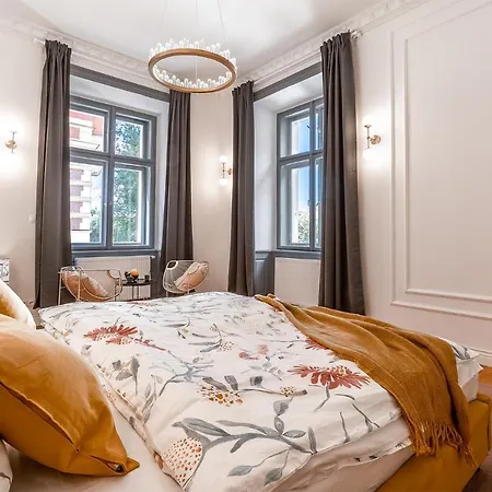 Emperor Castle View Apartment Prague